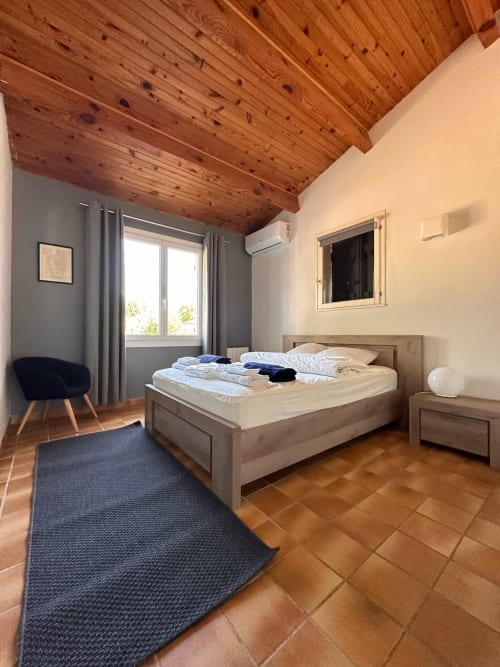 Chambre principale de la Villa Casa A Stonda, location en Corse du Sud