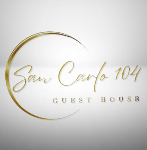 Logo San Carlo 104 Guest House con elegante design in oro, bed and breakfast a Caserta, Italia