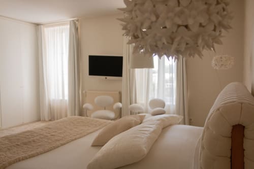hôtel, puy du fou, gite, chambre d'hôtes, hébergement, les herbiers, séminaire, salle de réunion, suite familiale, chambre de 2 à 6 personnes, zen, les epesses, les vikings, le mime et l'étoile, les oiseaux fantômes, cinescenie, noces de feu, 
