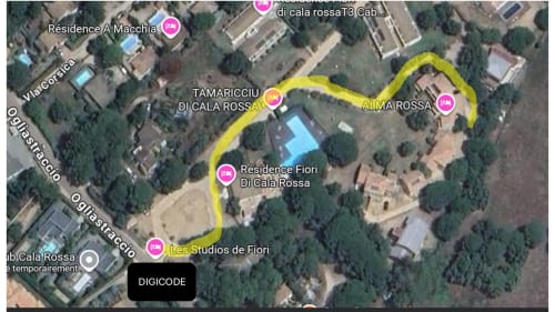 Aerial map view of Alma Rossa hotel in Lecci, Corsica with yellow route highlighting nearby attractions and accommodations