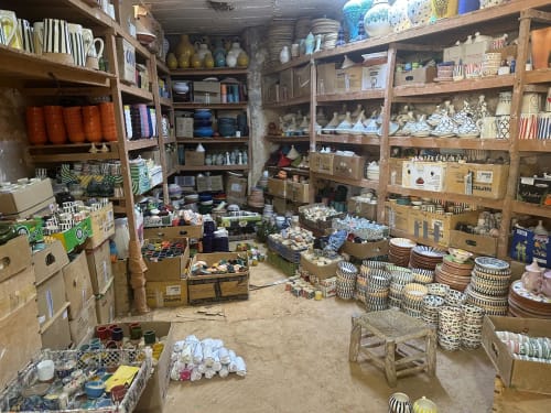Stock de poterie traditionnelle de Safi ou show room chez le potier