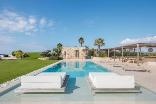 JC conciergerie - Conciergerie Var - villa avec piscine - luxe- location de luxe var - Sanary sur Mer- villa The Island- piscine- bord de mer- vue mer- 10 personnes