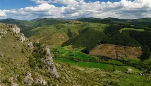 Parc national des Cévennes, nature préservée, paysages sauvages et patrimoine classé UNESCO