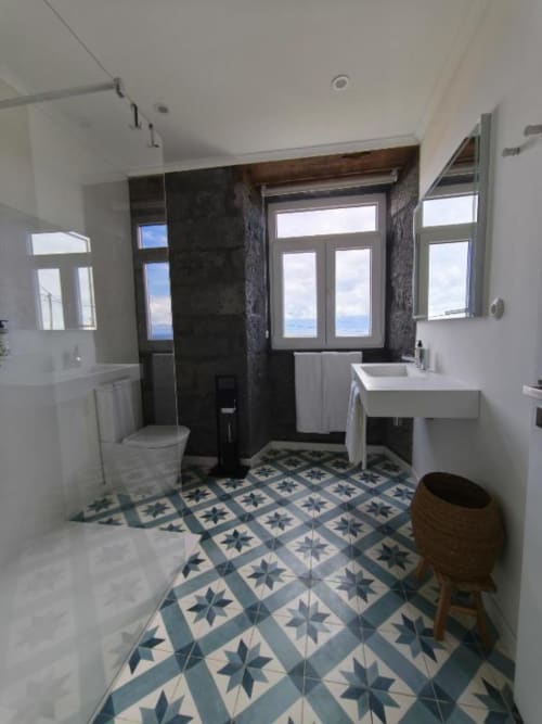 Ilha do Pico, Açores, Cá Por Casa Pico, Alojamento, Hotel. WC. Prainha de Baixo. Koklatt