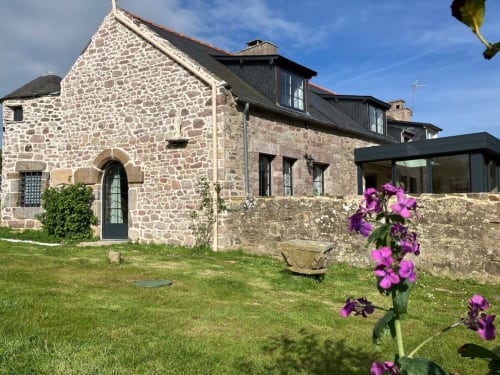 Gîte du Cap Fréhel maison familiale grand jardin Bretagne famille Gîte vacances Côte d'Armor mer plage proche Plévenon paisible calme repos tranquille enfants 