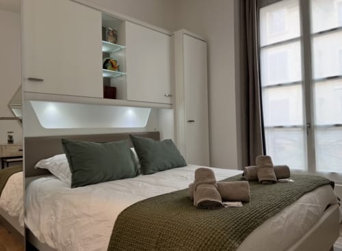 Appartement Le Campagne au Laurencin, appart’hôtel à Sens centre-ville. Cuisine équipée, wifi, linge, arrivée autonome, lit Queen-size. Réservez en direct.