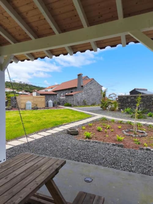 Ilha do Pico, Açores, Cá Por Casa Pico, São Roque do Pico, Alojamento, Hotel. Exterior. Prainha de Baixo