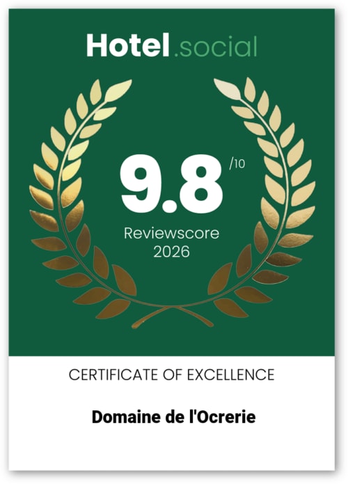 Certificat d'Excellence Hotel.social 9,8/10 pour Domaine de l'Ocrerie, gîte à Pourrain, France
