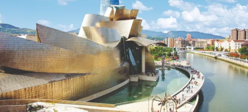 Guggenheim cerca de Basque Palace