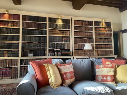 Salon chaleureux au Château de Vaux Morvan pour anniversaires et réunions de famille dans un cadre authentique