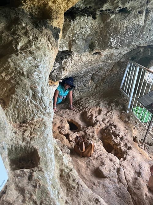 Visit to a troglodyte dwelling in the Dordogne in the Périgord Noir