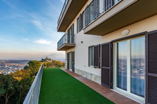 Mistral Room terrace at Torre dei Venti B&B in Ceccano with mountain and city views