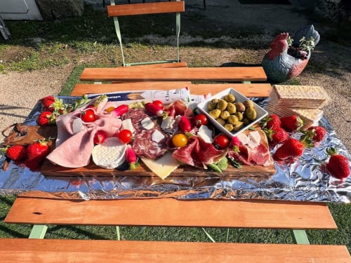 Appetizer platter with local products from the Dordogne in the Périgord Noir region