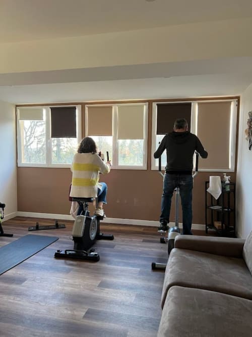 Gym in a holiday cottage in the Dordogne with fitness equipment