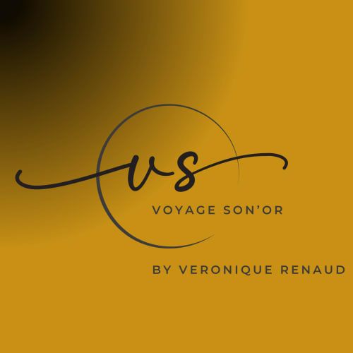Logo de marque pour l'hébergement de luxe Voyage Son'or par Véronique Renaud pour Les Granges Du Fournel