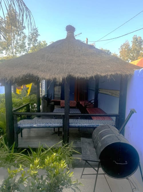 Bungalow traditionnel aux toits de chaume à Keur Medzo Lac Rose avec terrasse et barbecue à Niaga, Sénégal