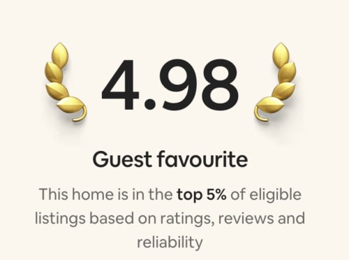 4.98 guest favourite rating badge for Quay House luxury villa in Topsham, Exeter - top 5% rated property