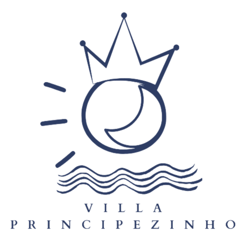 Logótipo Villa Principezinho com coroa, concha e ondas representando alojamento de luxo à beira-mar em Portimão,