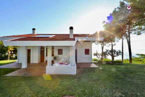 Villa Nella in Lanciano with terracotta roof, white walls, sea view, furnished patio and garden