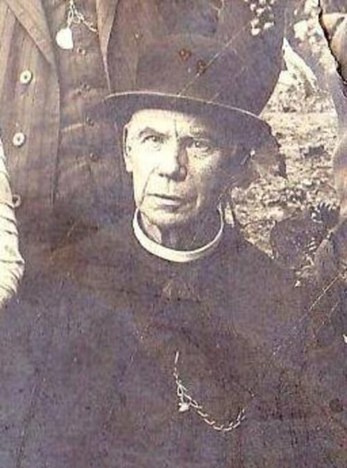 Retrato vintage de homem de chapéu na Quinta de Santa Cruz, hotel Douro Land em Peso da Régua