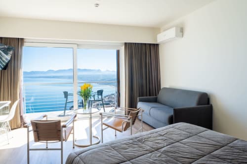 Suite Premium all'Hotel Belvedere con balcone vista mare su Castellammare del Golfo
