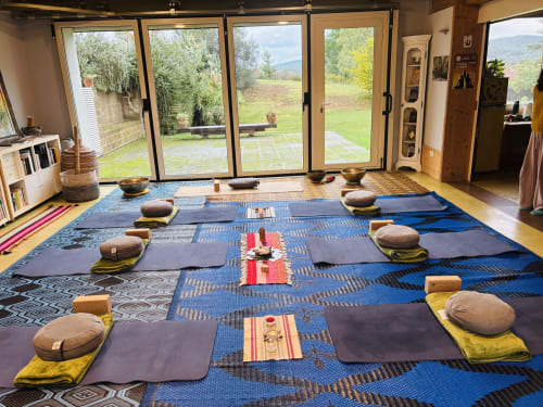 Estudio de yoga y meditación en Casale Artemisia B&B en Capalbio con vistas al campo