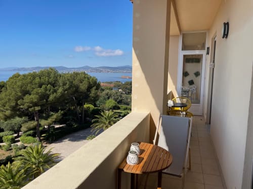 Balcony view of Mediterranean sea at Résidence Le Château Du Parc Santa Lucia, Saint Raphaël