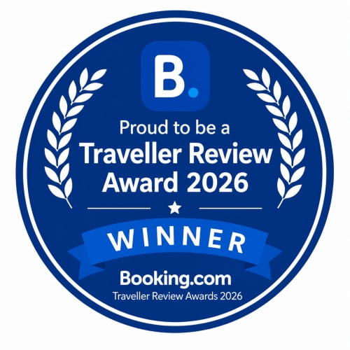 Booking.com Traveller Review Award 2026 winner badge for Les Suites de Montigny, Aix-en-Provence