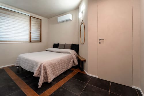 Moderna camera matrimoniale presso Stone House Gebel el Son B&B a Novi Velia con aria condizionata e ingresso privato