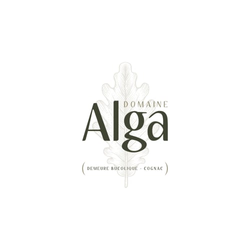 Logo Domaine Alga avec feuille de chêne, chambres d'hôtes à Cognac, Bourg-Charente, France
