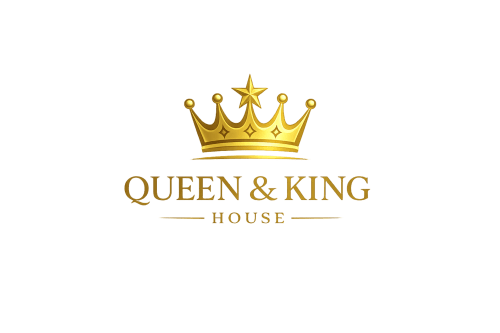Logo de l'hôtel Queen & King House avec couronne dorée, hébergement de luxe à Versailles