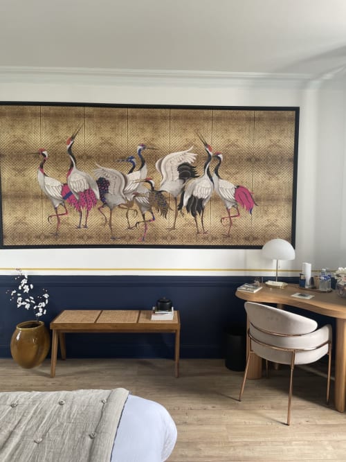 Chambre Honfleur au domaine de Marculfo avec décoration de grue, bureau en bois et vue sur le jardin