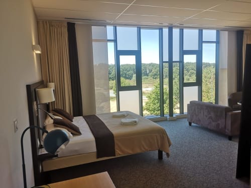 chambre double moderne et PMR, proche du Puy du Fou, en Vendée