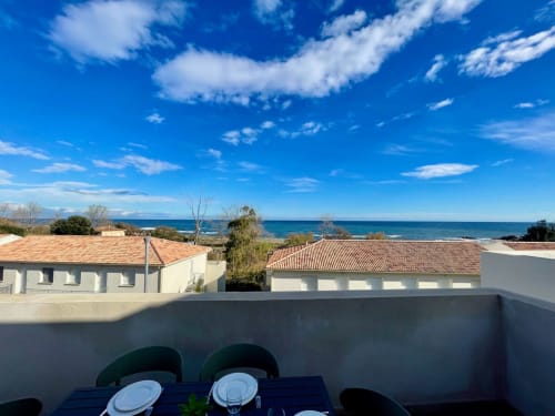 Vista panoramica sul mare dalla terrazza di Marina di Bravone con vista sul Mediterraneo, Linguizzetta Corsica