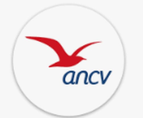 Logo ANCV avec oiseau rouge pour l'Auberge Etchoinia à Lasse, France