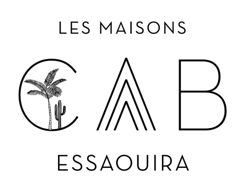 Logo Les Maisons CAB Essaouira avec palmier et cactus pour l'hôtel-boutique Domaine Belhazar