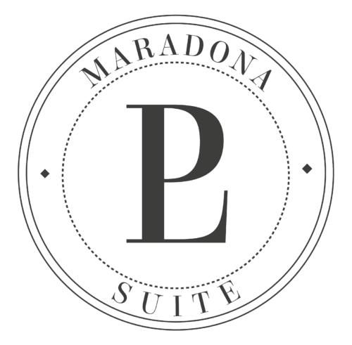 Suite Maradona logo - circular emblem with 'P' monogram for Naples bed and breakfast