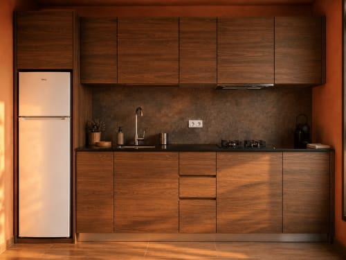 Cozinha moderna no quarto Granada do hotel Jardines de Ifonche com móveis de madeira, pia, fogão e geladeira