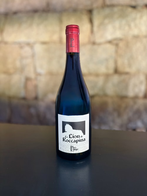Bouteille de vin Le Lion de Roccapina au Domaine Pero Longo, une petite maison d'hôtes à Sartène, Corse