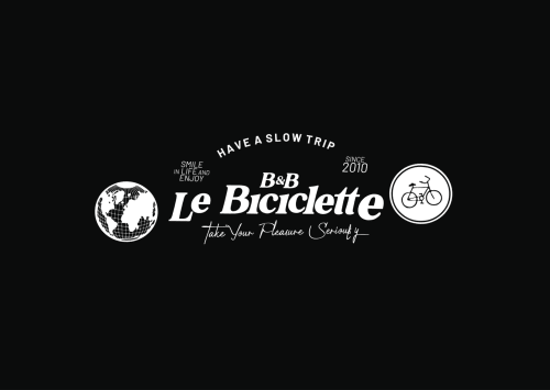 Logo Le Biciclette B&B con icone di globo e bicicletta, San Vito Lo Capo