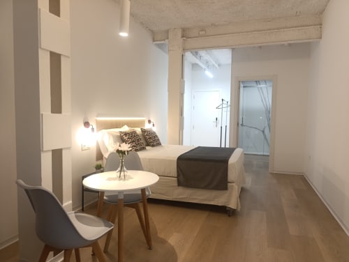 Moderno apartamento estudio en El Rincón de Sevilla con cama, zona de estar y cocina americana en Sevilla