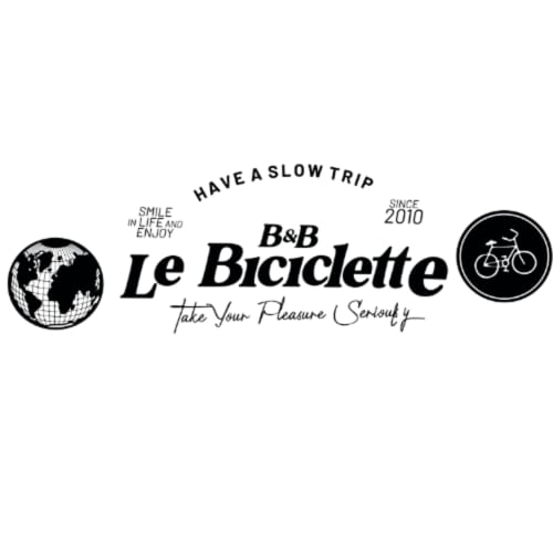 Logo di B&B Le Biciclette con icone di globo e bicicletta, San Vito Lo Capo