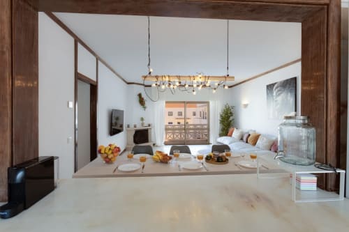 Apartamento Beachtime Oura em Albufeira pela SignatureStays com sala integrada, zona de refeições e cama