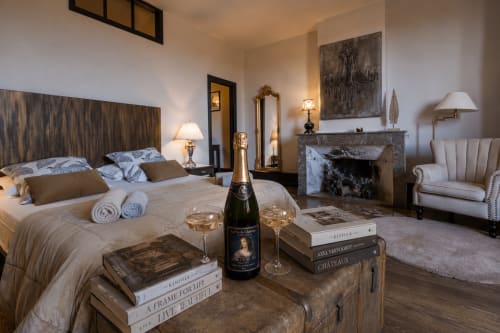Chambre luxueuse à La vie de château à Grignan avec champagne et vue sur les montagnes