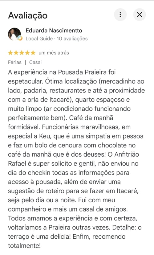 5-star review by Eduarda Nascimento for Praieira Pousada in Itacaré praising location, cleanliness, staff, and breakfast