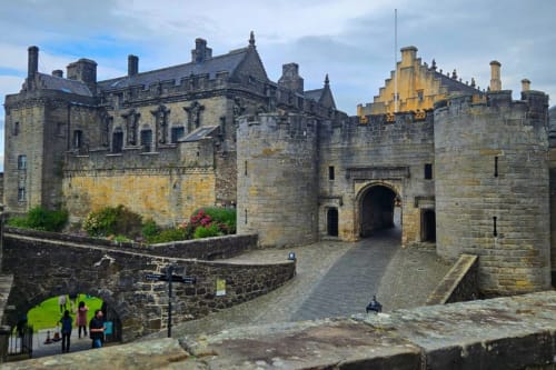 Historic stone castle with fortified walls and gatehouse, Stirling Castle, Perth, GB