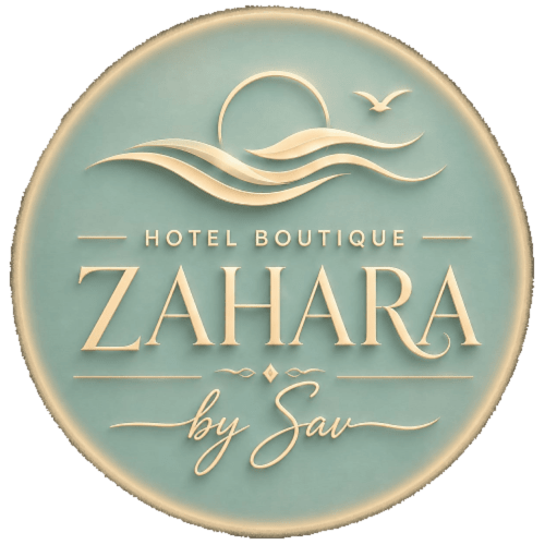 Logotipo Hotel Boutique Zahara con diseño costero en turquesa y oro, Zahara de los Atunes, Cádiz