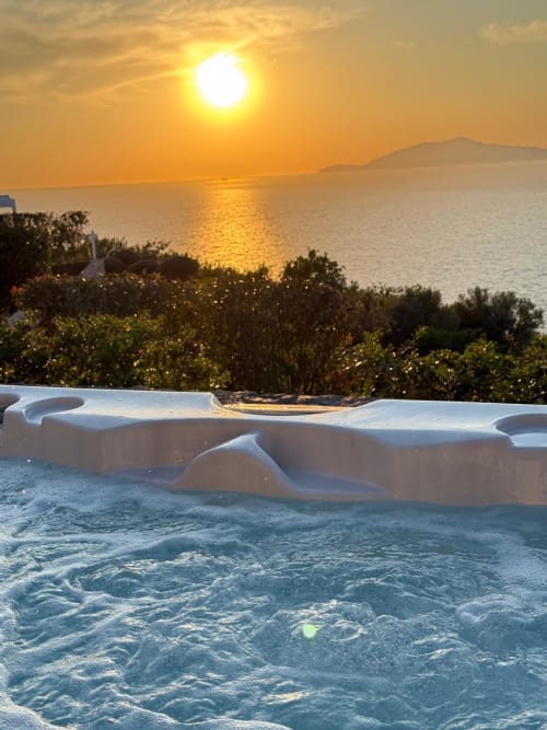 Private jacuzzi at sunset overlooking the sea in Anacapri, Villa D Alessandro apartment with island view