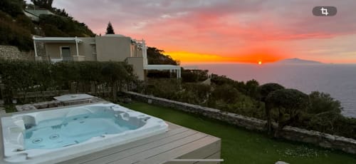 Private apartment with hot jacuzzi overlooking sunset and sea at Villa D Alessandro, Anacapri