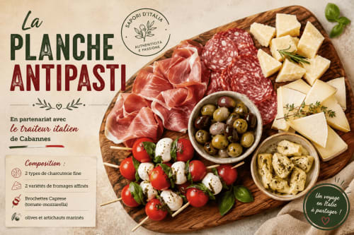 Plateau d'antipasti italiens avec charcuterie, fromage, olives et brochettes caprese à Cabannes